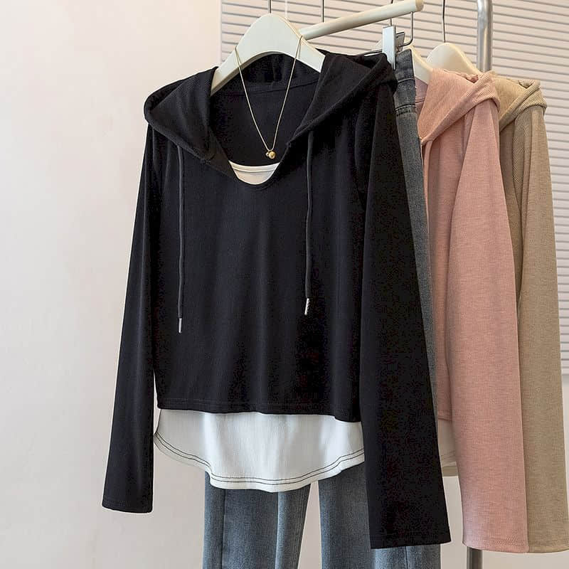 Winter Clothing Colors 2026 - เสื้อยืดมีฮู้ด ดีไซน์สองชิ้นหลอก สีตัดกัน สไตล์วินเทจ ลำลอง สไตล์เกาหลี
