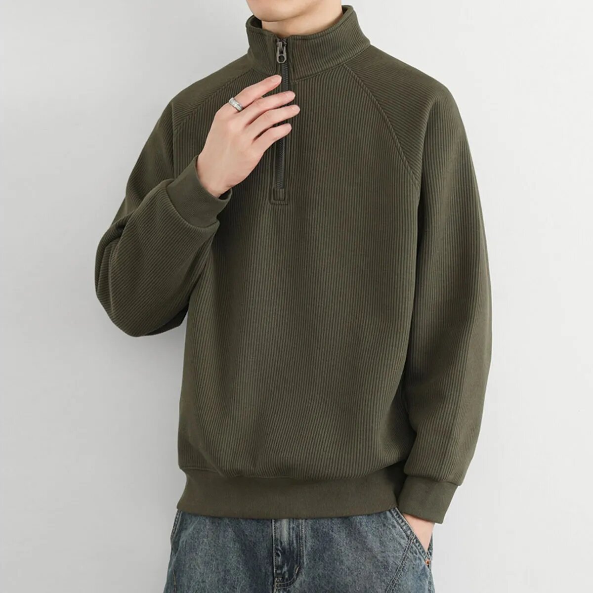 เสื้อสเวตเตอร์สีเขียวสำหรับผู้ - Winter Clothing Colors 2026 บทวิจารณ์และราคา